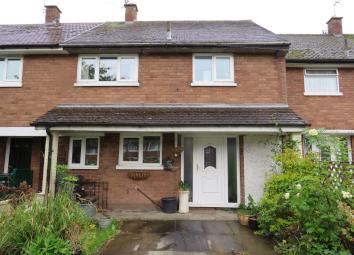 Terraced house For Sale in Winsford