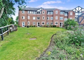 Flat For Sale in Northwich