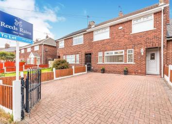 Terraced house To Rent in Widnes