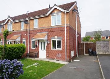 Terraced house For Sale in Stockport