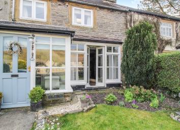 Cottage For Sale in Buxton