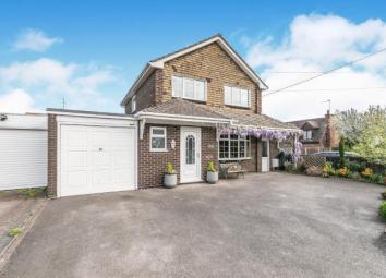 3 Bedroom Link-detached house for sale