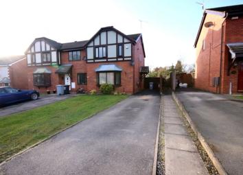 Terraced house For Sale in Crewe