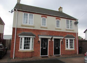Semi-detached house To Rent in Tamworth