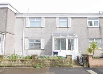 Terraced house For Sale in Cwmbran