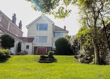 Detached house For Sale in Clevedon