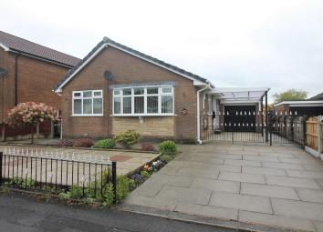 Detached bungalow For Sale in Bolton