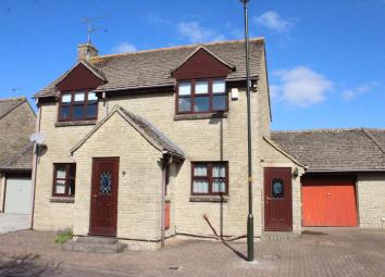 Detached house To Rent in Lechlade