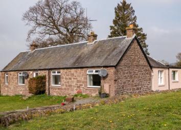 Cottage For Sale in Crieff