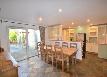 End terrace house To Rent in Bath