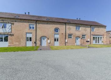 Barn conversion To Rent in Stafford