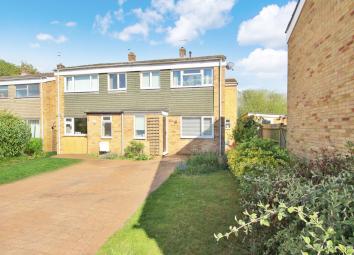 Semi-detached house For Sale in Abingdon