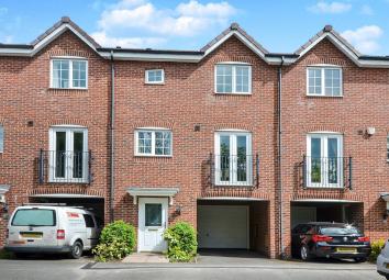 Town house For Sale in Burton-on-Trent