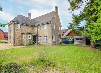 Detached house For Sale in Cambridge