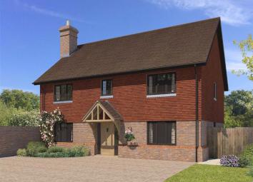 Detached house For Sale in Sittingbourne