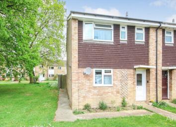 Semi-detached house For Sale in Burgess Hill