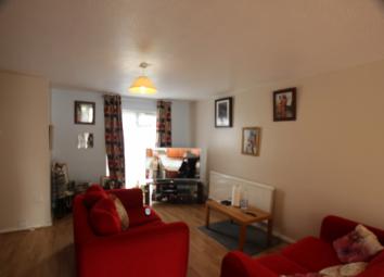 Terraced house To Rent in Northolt