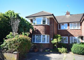 2 Bedroom Maisonette for sale