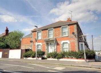 End terrace house For Sale in Reading
