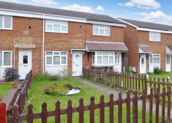 Terraced house For Sale in Dunstable