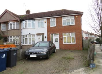 End terrace house For Sale in Southall