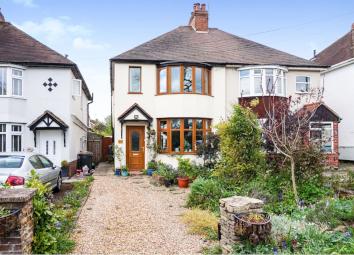 Semi-detached house For Sale in Bedworth