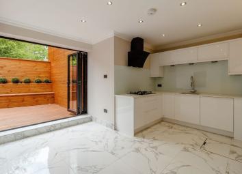 Flat For Sale in Wembley