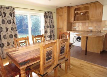 Semi-detached house To Rent in Wembley