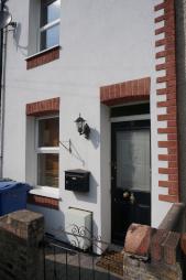 Terraced house To Rent in Grays