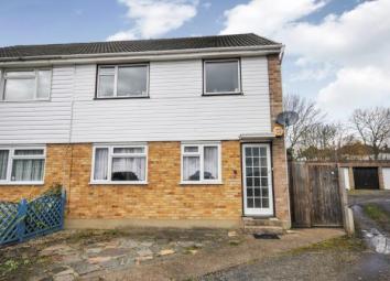2 Bedroom Maisonette for sale