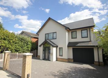 Detached house For Sale in Hockley