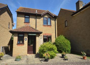 Detached house For Sale in Sturminster Newton