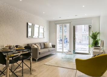 Town house To Rent in 