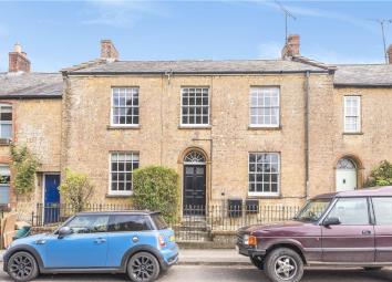 5 Bedroom Terraced house for sale