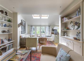 3 Bedroom Flat to rent