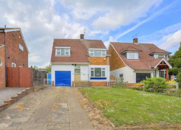 Detached house For Sale in St.albans