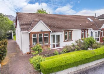 Semi-detached bungalow For Sale in Glasgow
