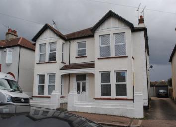 Flat For Sale in Leigh-on-Sea