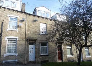 Terraced house To Rent in Keighley