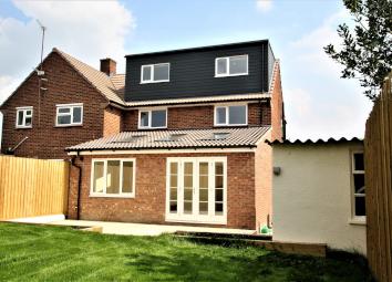 Semi-detached house For Sale in Cambridge