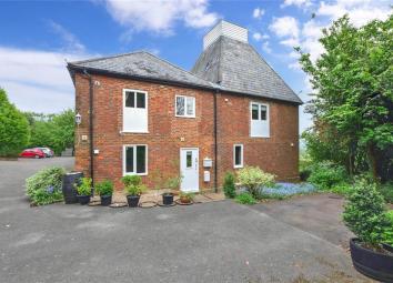 Barn conversion For Sale in Maidstone