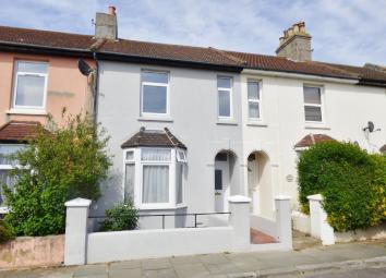 Terraced house To Rent in Littlehampton