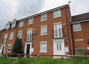 Detached house To Rent in Northampton