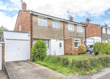 Semi-detached house For Sale in Reading