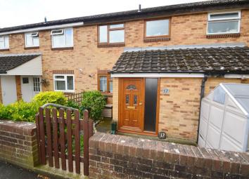 Terraced house For Sale in Rochester