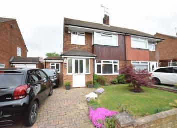 Semi-detached house For Sale in Hemel Hempstead