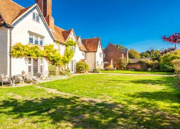 2 Bedroom Cottage for sale