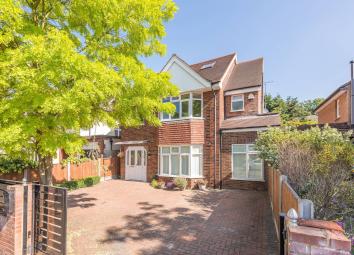 Detached house To Rent in Kingston upon Thames