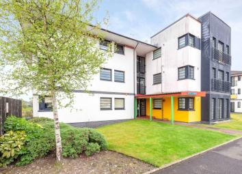 Flat For Sale in Bathgate