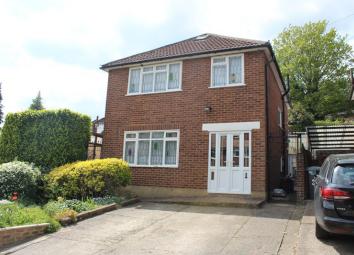 Detached house For Sale in High Wycombe